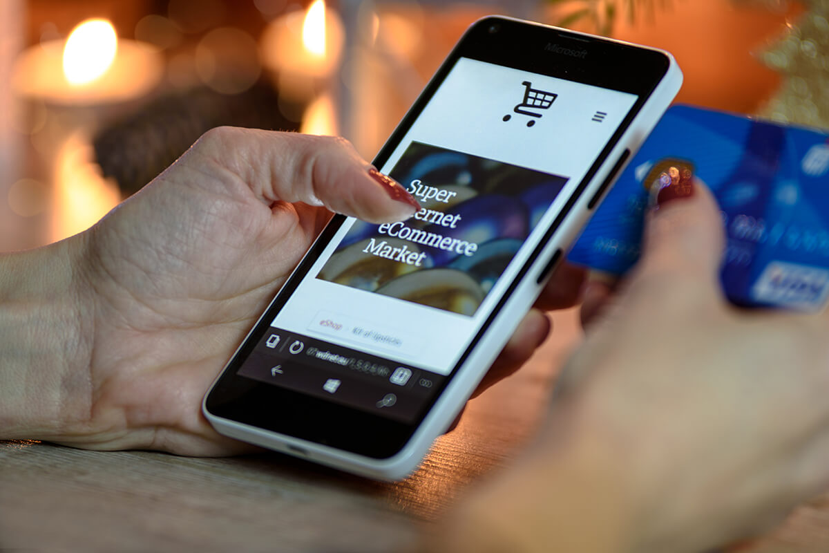 Mobile E-Commerce