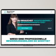 Laptop-Bildschirm zeigt Website für professionelle Bewerbungsfotos in Passau.