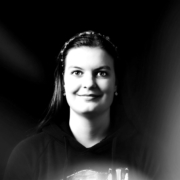 Schwarz-Weiß-Portrait von Ramona Burn