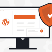 Grafische Darstellung eines Monitors mit einer Wordpress-Website und einem orangefarbenen Schild mit einem weißen Häkchen darauf